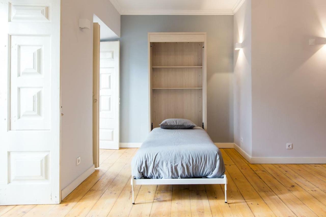 Ferienwohnung Calcada Do Combro Lissabon Exterior foto